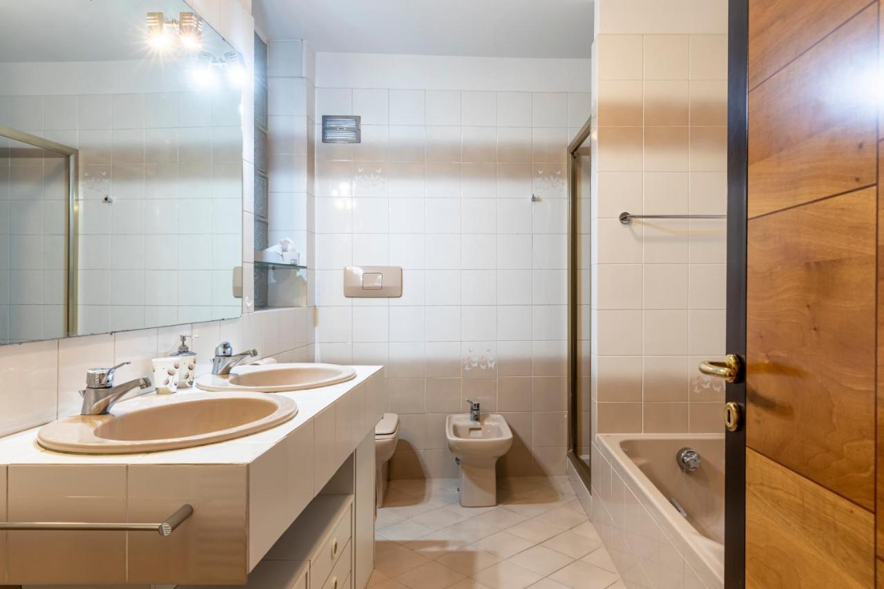 Apartment Goethe 1 Болзано Екстериор снимка