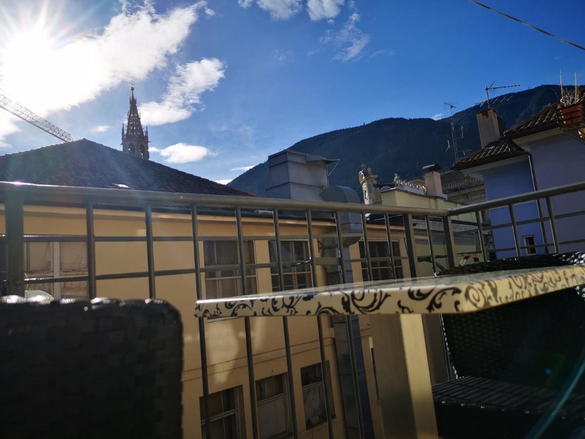Apartment Goethe 1 Болзано Екстериор снимка